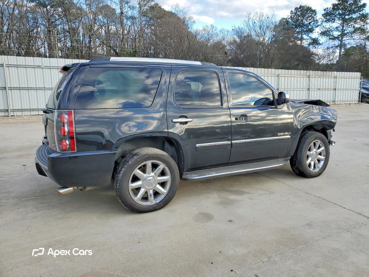 GMC Yukon 2013