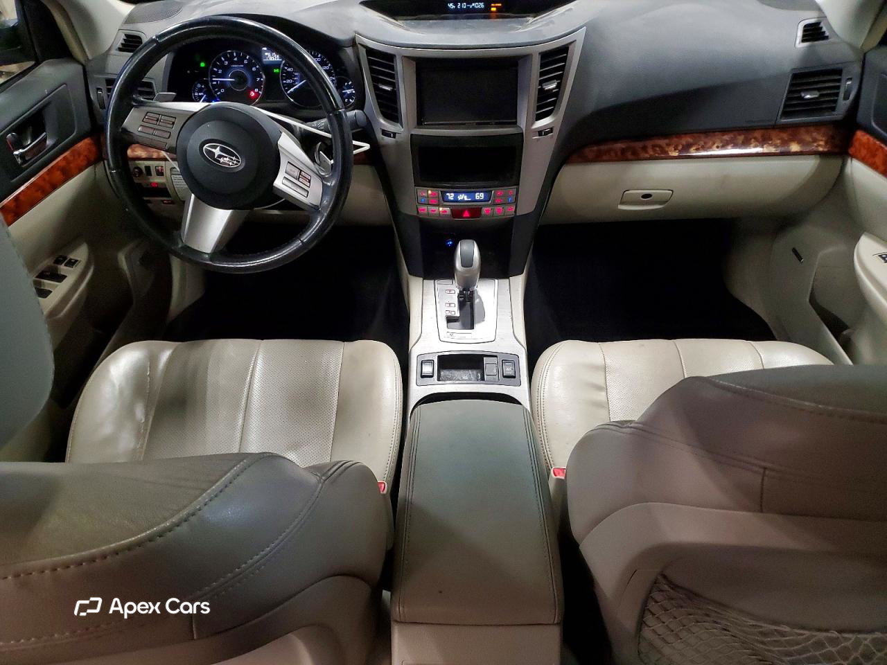 Subaru Outback 2011