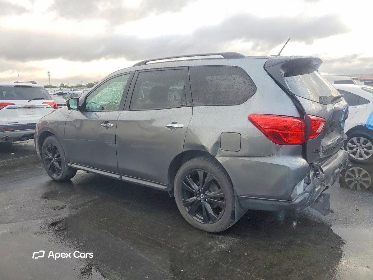 Nissan Pathfinder 2018