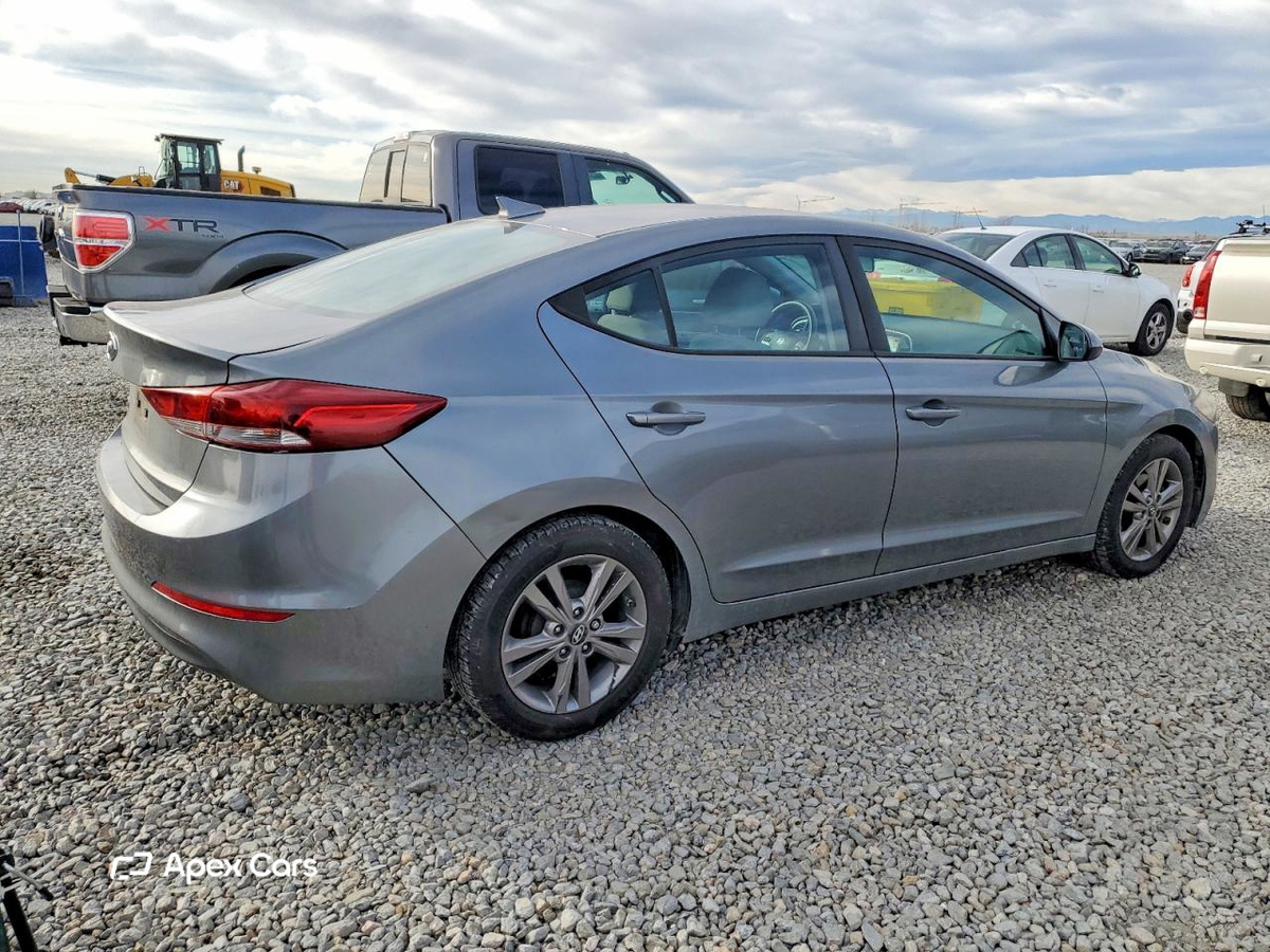 Hyundai Elantra 2017