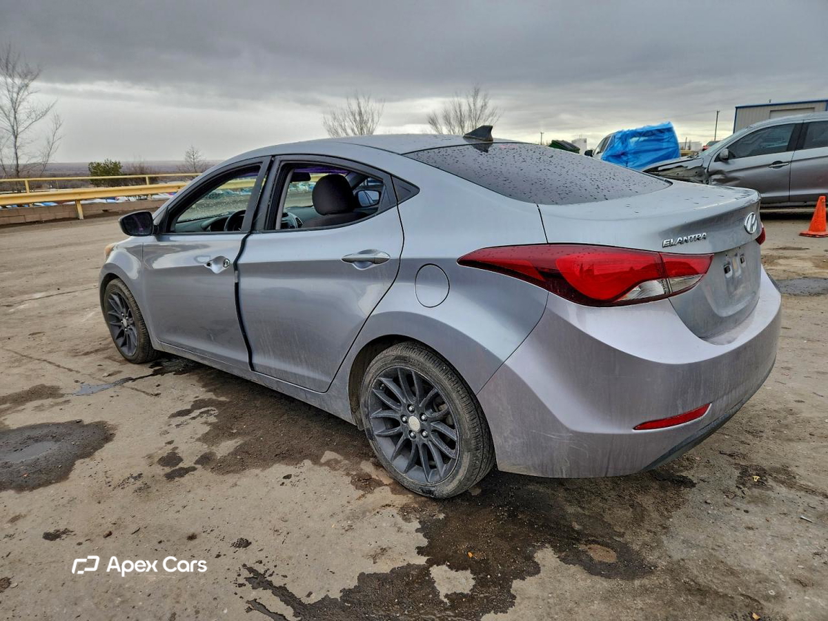Hyundai Elantra 2016