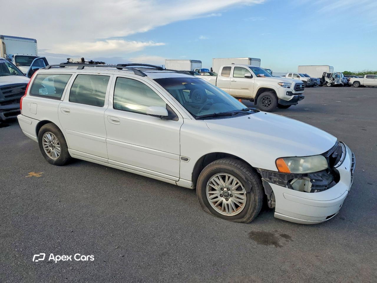 Volvo V70 2005