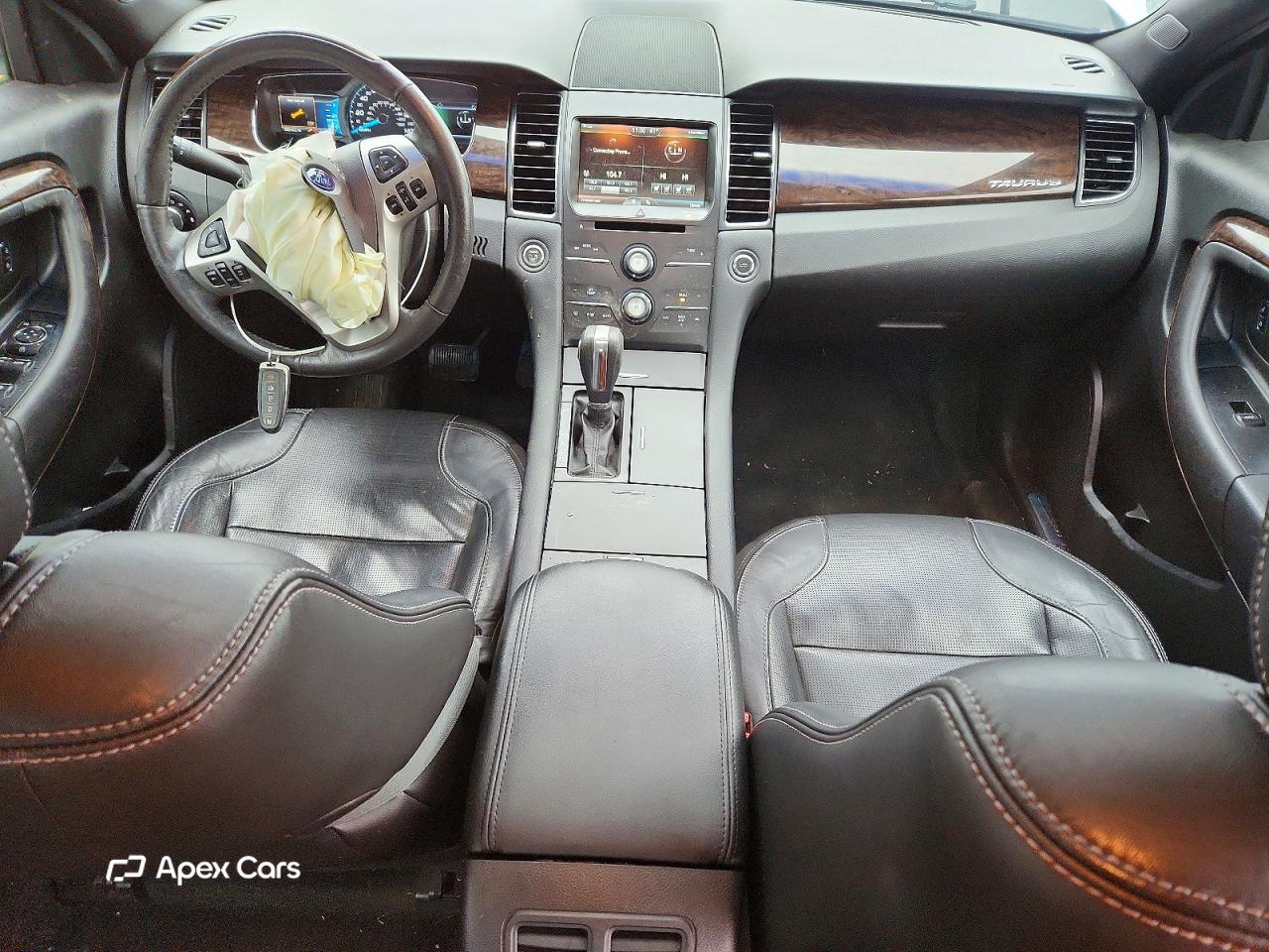 Ford Taurus 2015