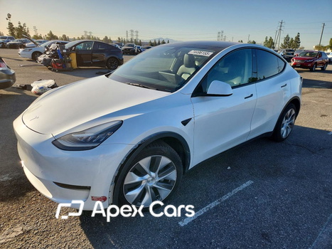 Tesla Model Y 2023 - Image 1 of 13