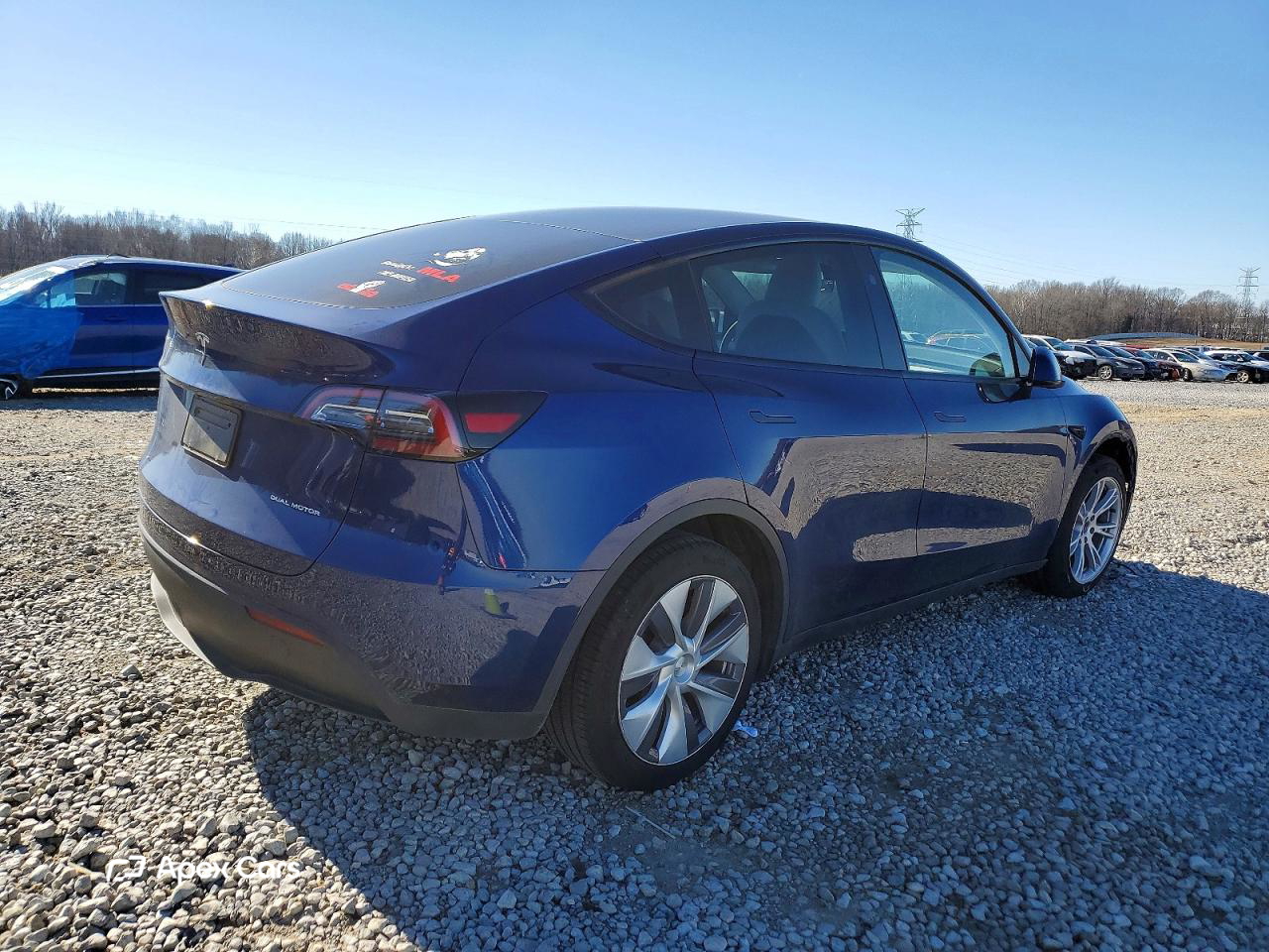 Tesla Model Y 2024