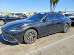 Lexus ES 2025