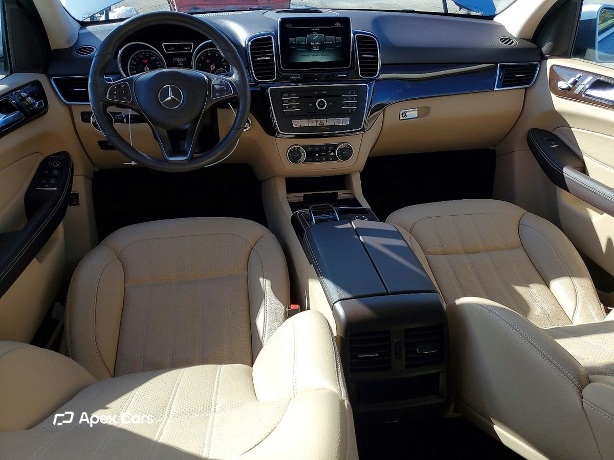 Mercedes-Benz GLE 2016