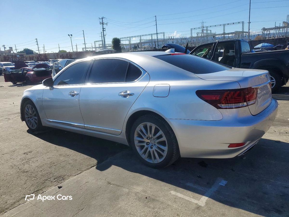 Lexus LS 2015