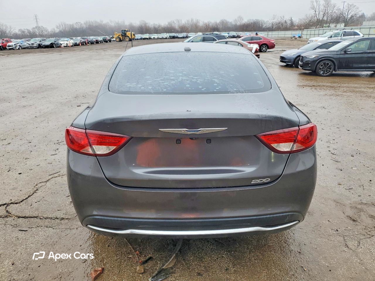 Chrysler 200 2015