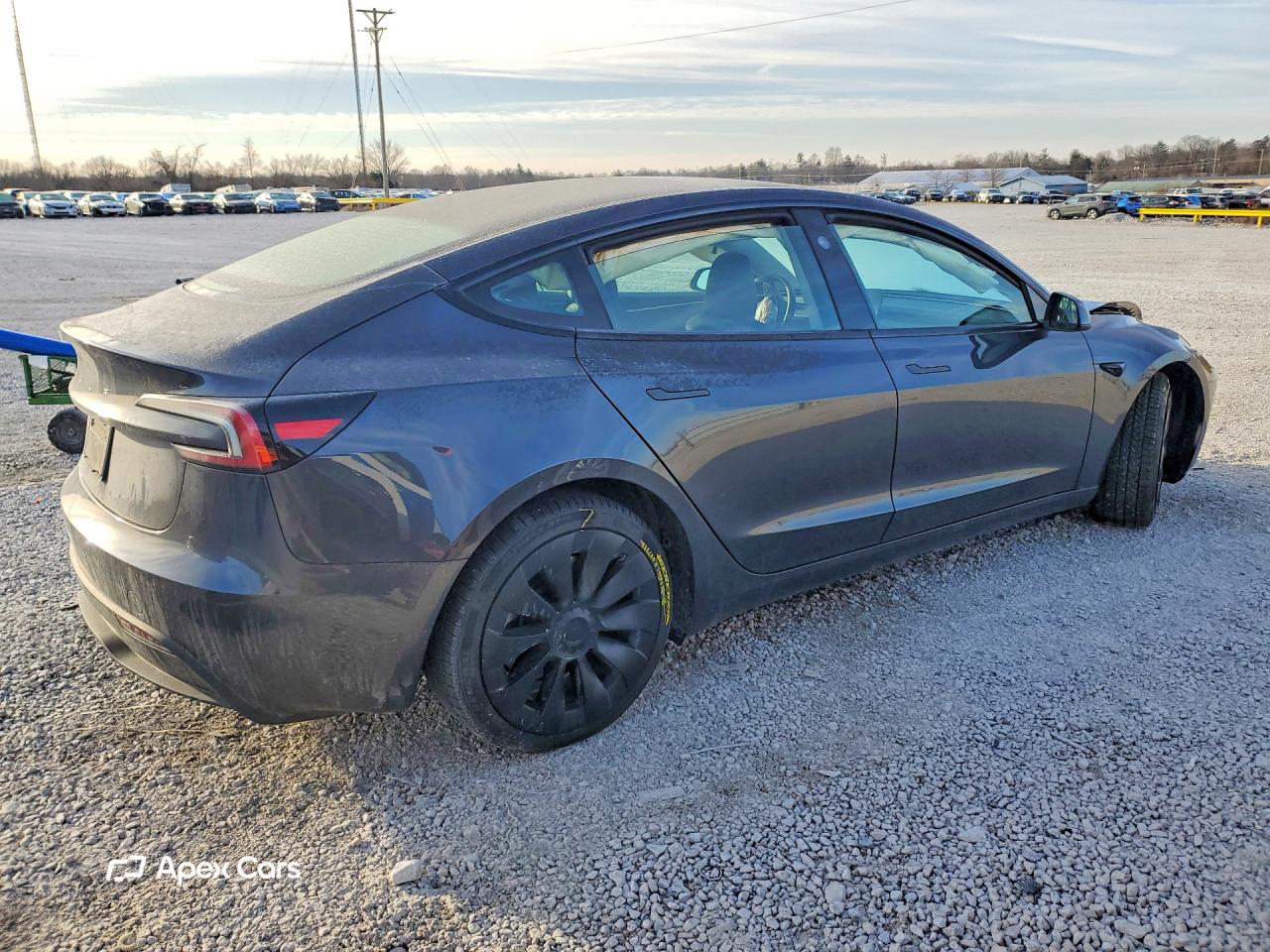 Tesla Model 3 2024