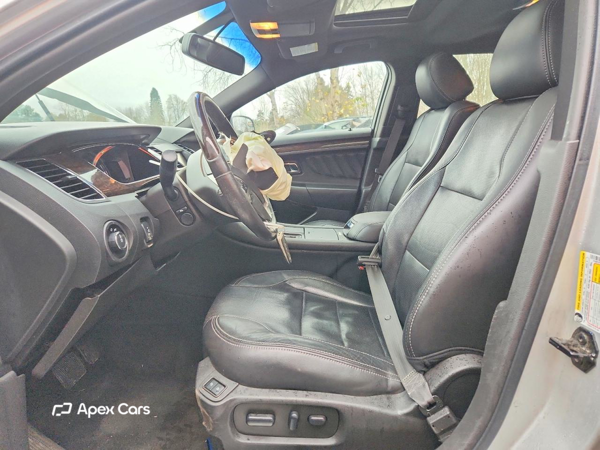 Ford Taurus 2015