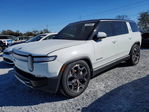 Rivian R1S 2023