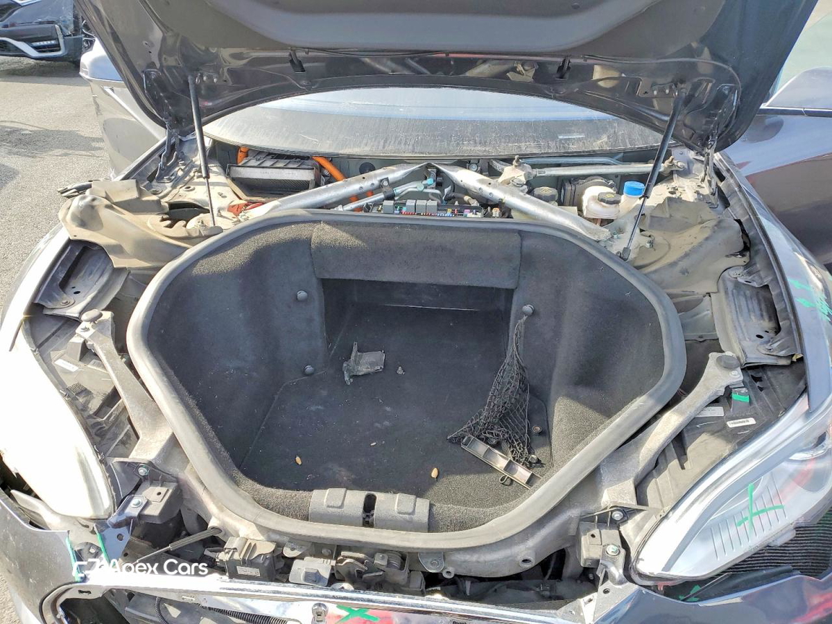 Tesla Model S 2016