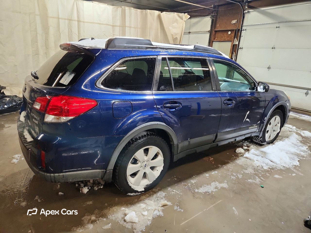 Subaru Outback 2011
