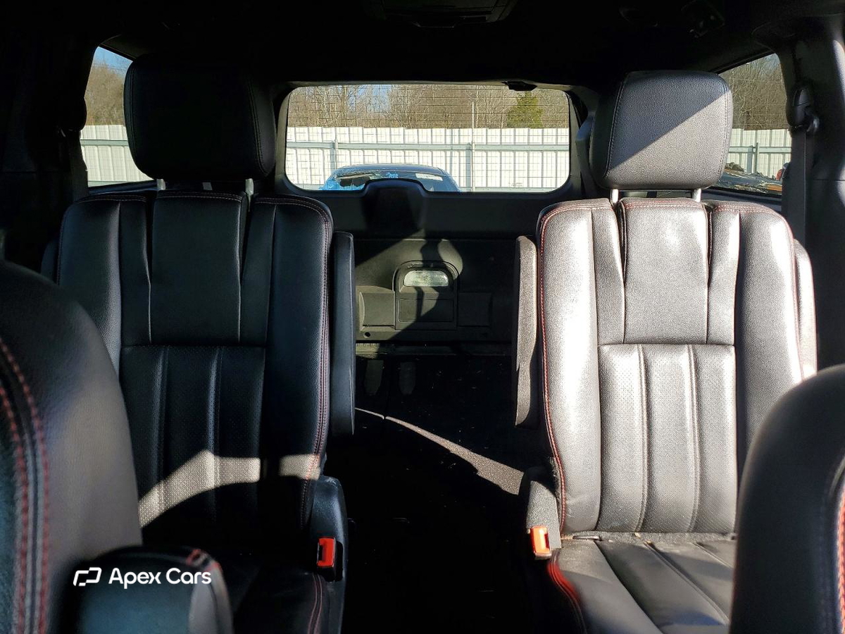 Dodge Caravan 2019