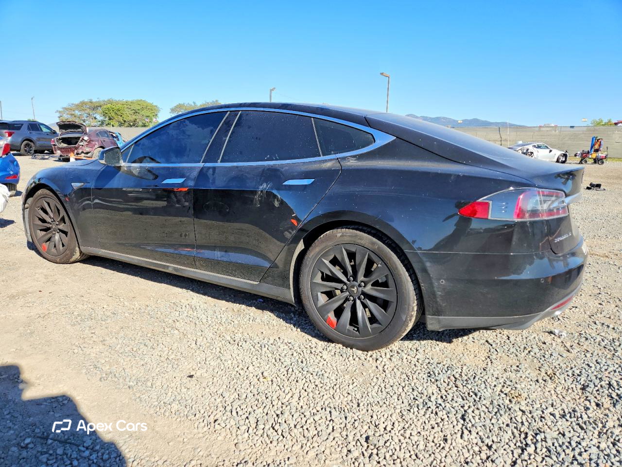 Tesla Model S 2015