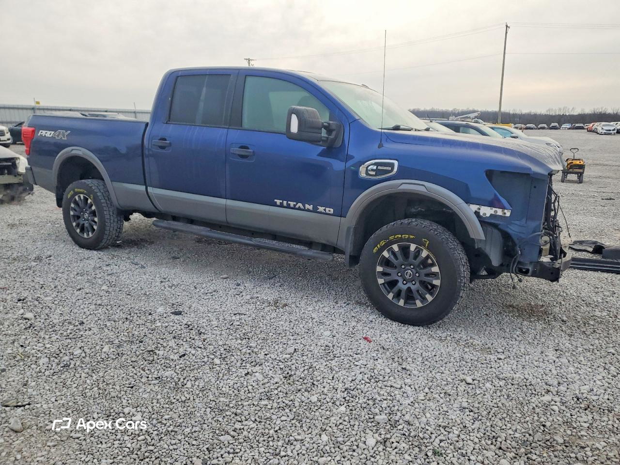 Nissan Titan 2017
