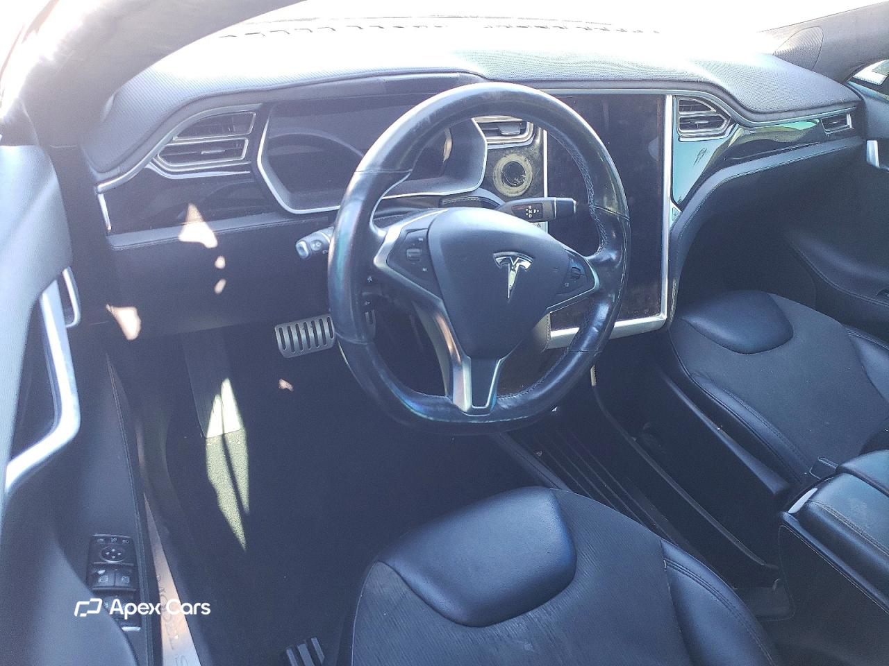 Tesla Model S 2014