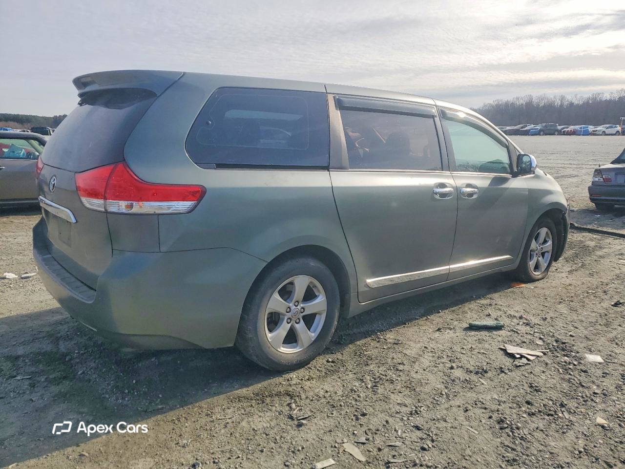 Toyota Sienna 2011