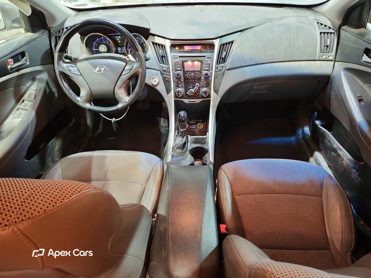 Hyundai Sonata 2011
