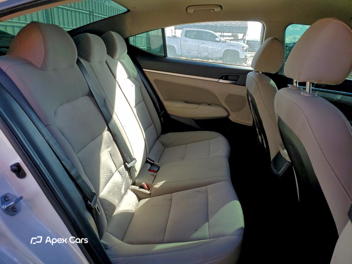 Hyundai Elantra 2019