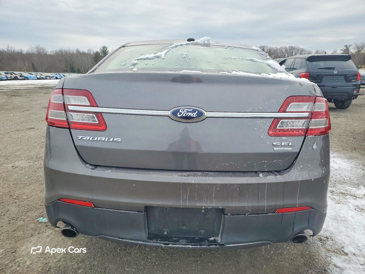Ford Taurus 2013