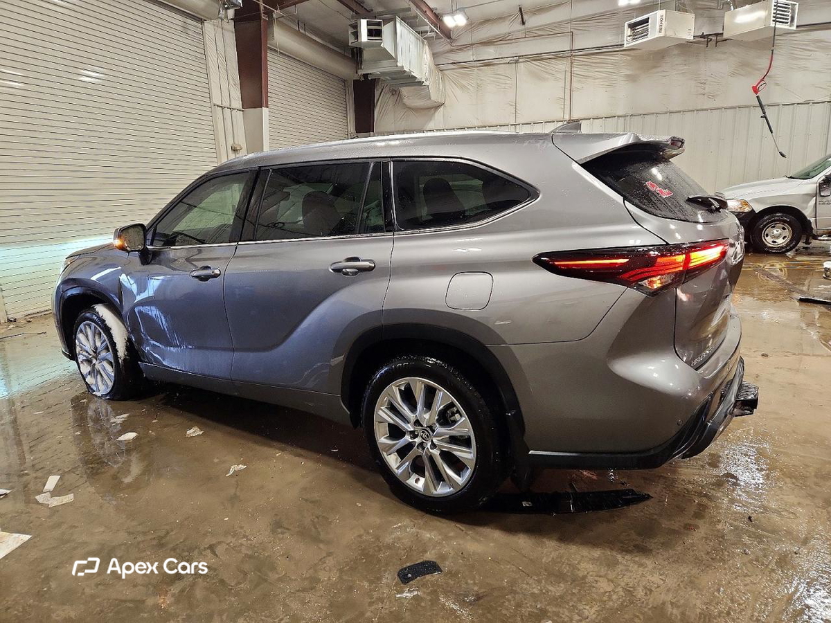 Toyota Highlander 2025