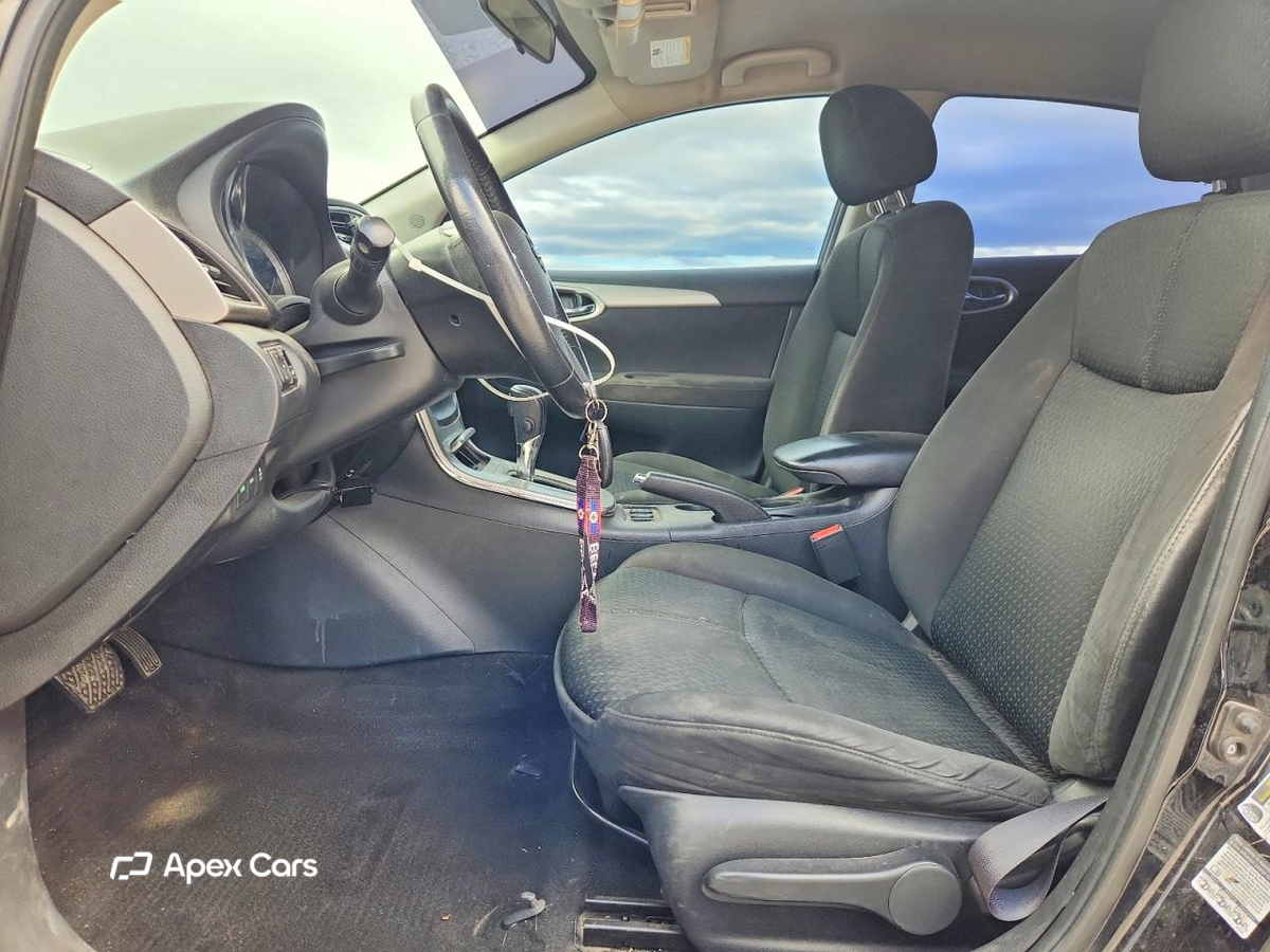 Nissan Sentra 2015
