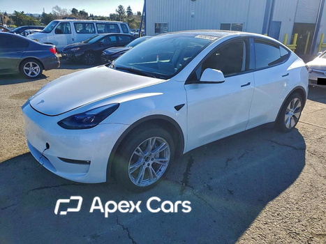 Tesla Model Y 2023 - Image 1 of 12
