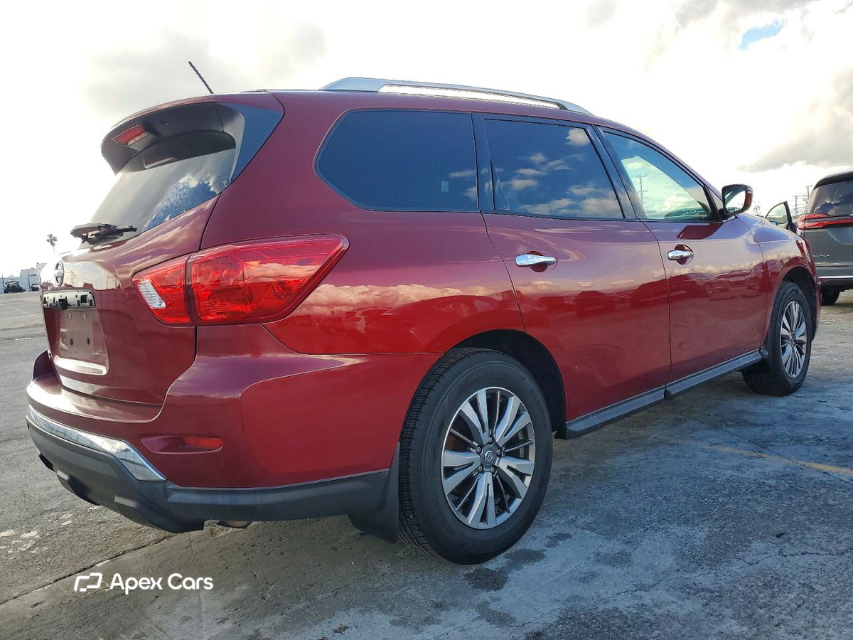 Nissan Pathfinder 2018