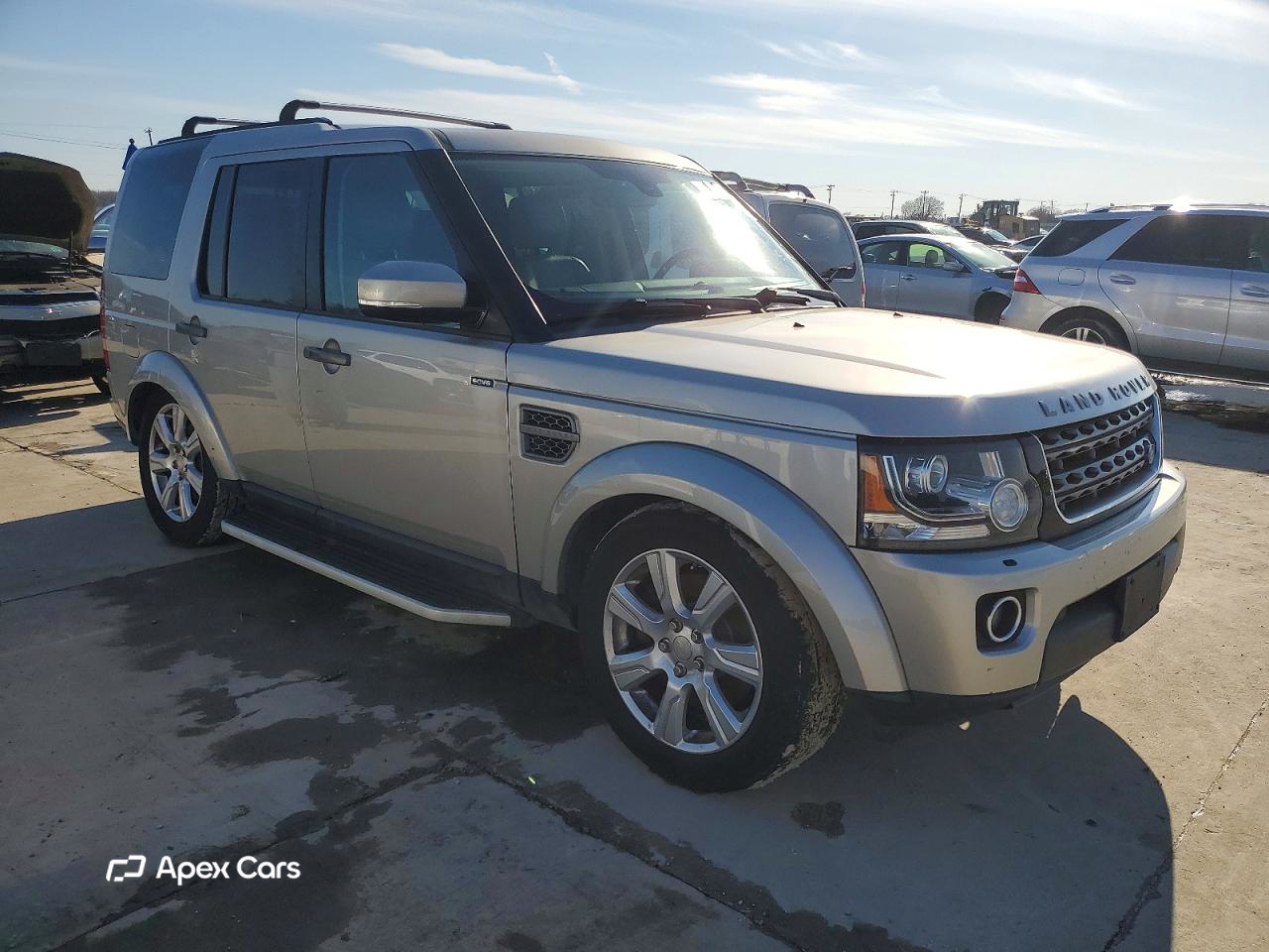 Land Rover LR4 2015
