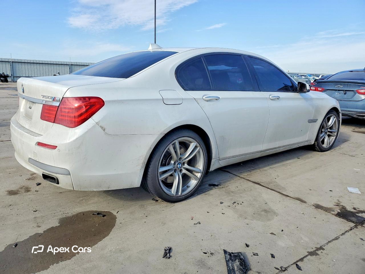 BMW Series 7 2010
