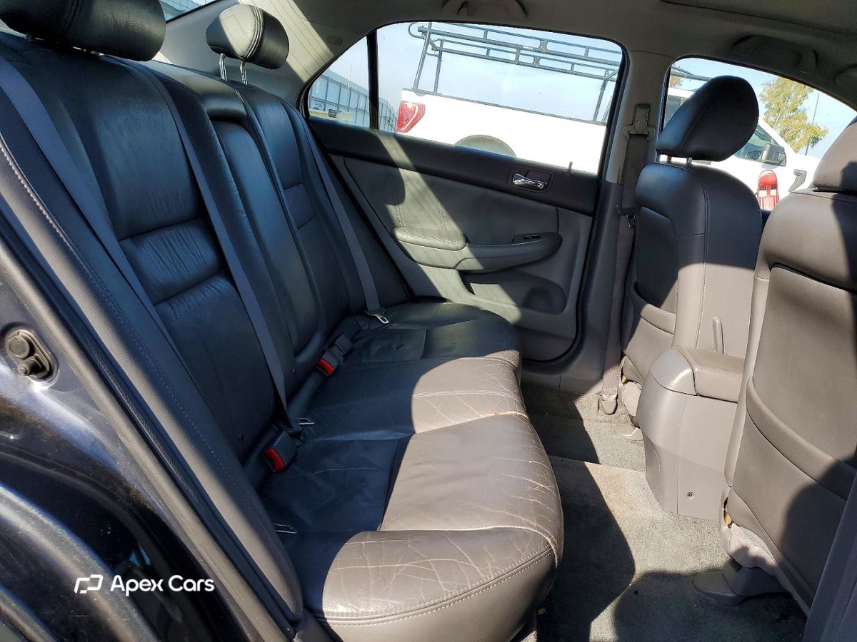 Honda Accord 2004