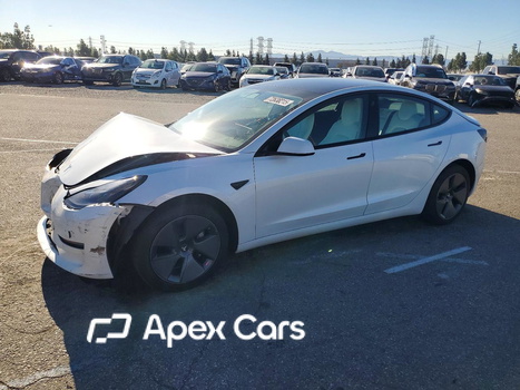 Tesla Model 3 2021 - Image 1 of 13