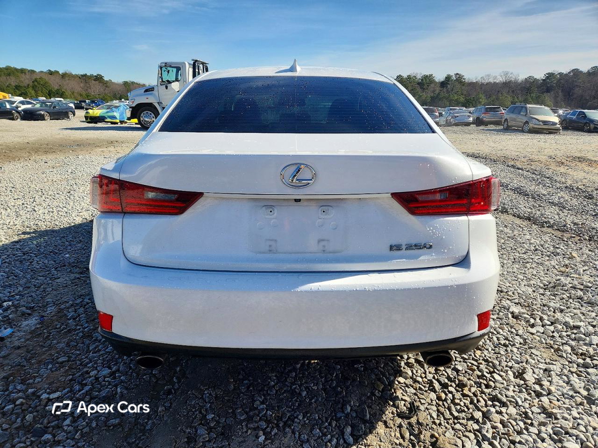 Lexus IS 2014