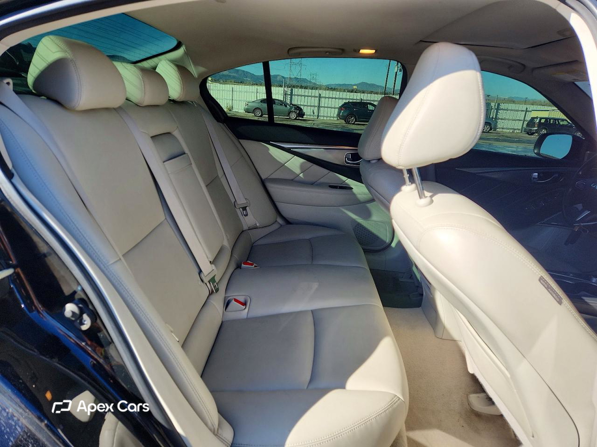 Infiniti Q50 2017