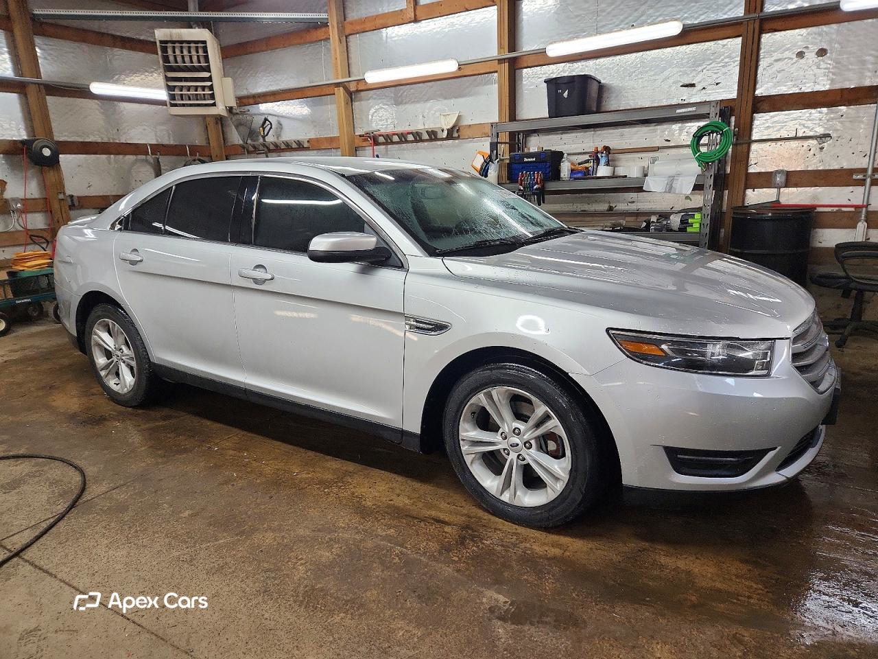 Ford Taurus 2017