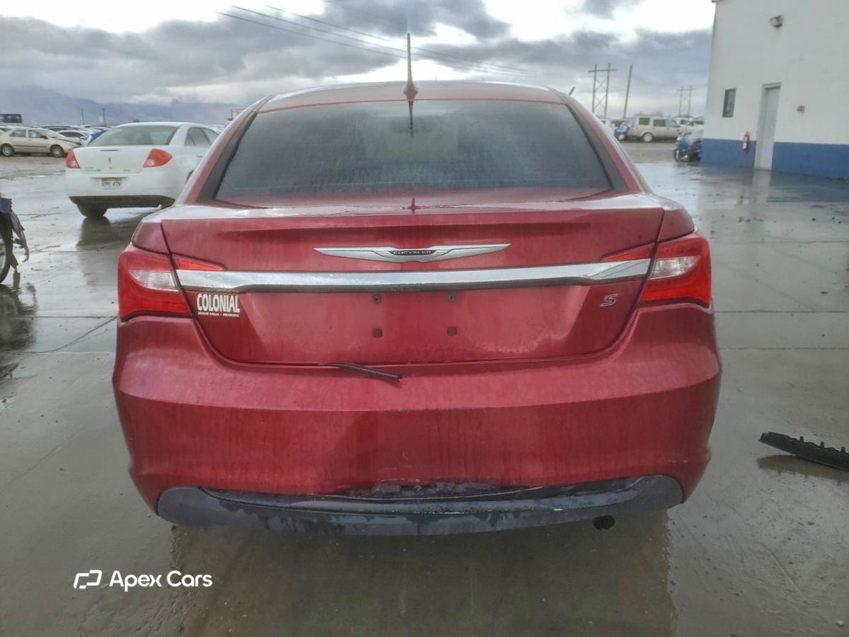 Chrysler 200 2013