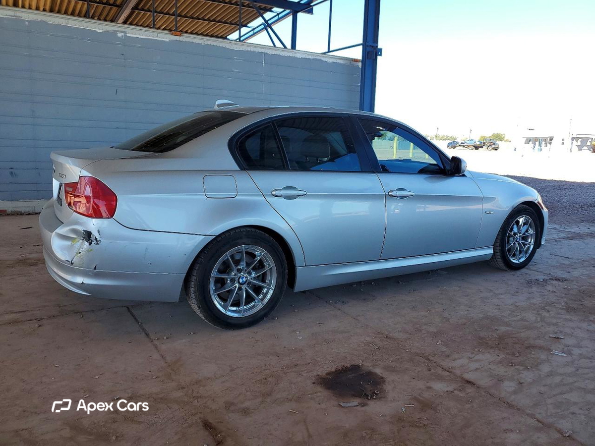BMW Series 3 2010