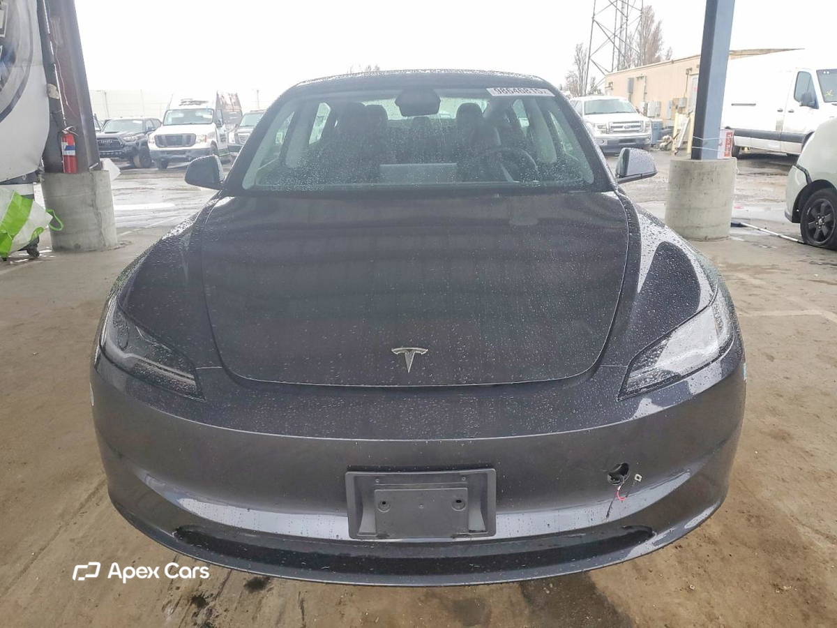 Tesla Model 3 2025