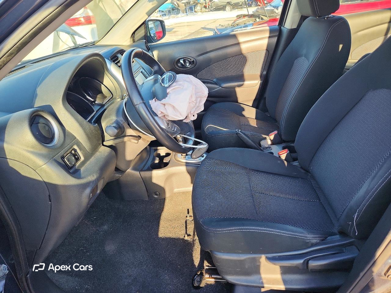 Nissan Versa 2016