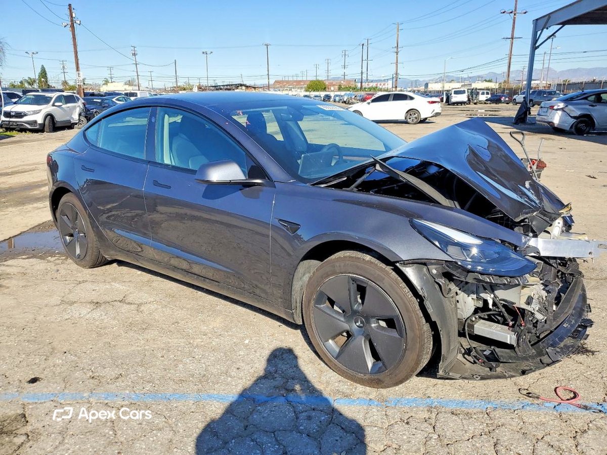 Tesla Model 3 2023