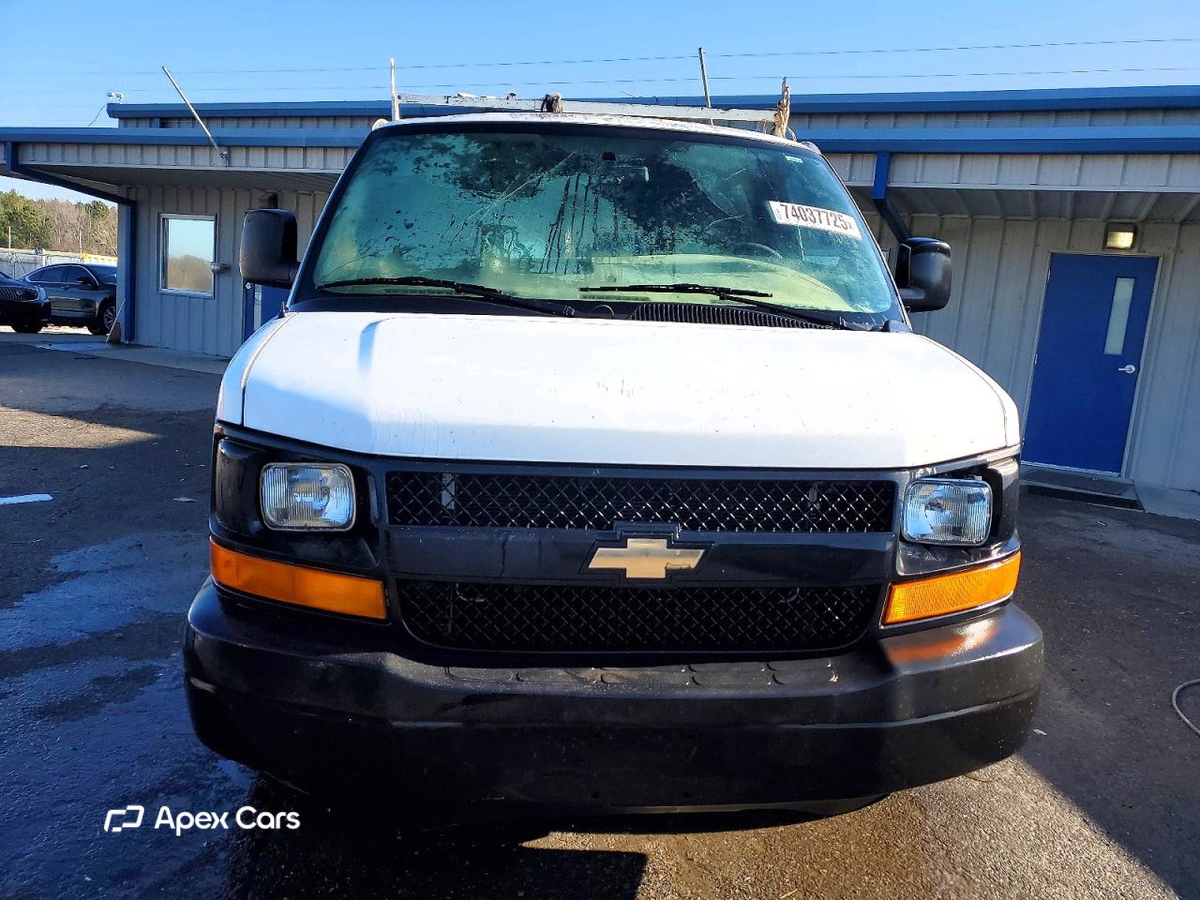 Chevrolet Express 2016