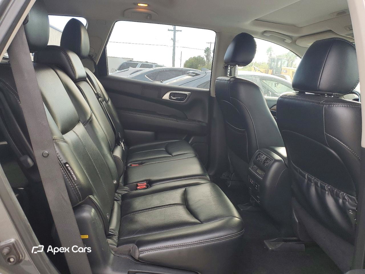 Nissan Pathfinder 2019