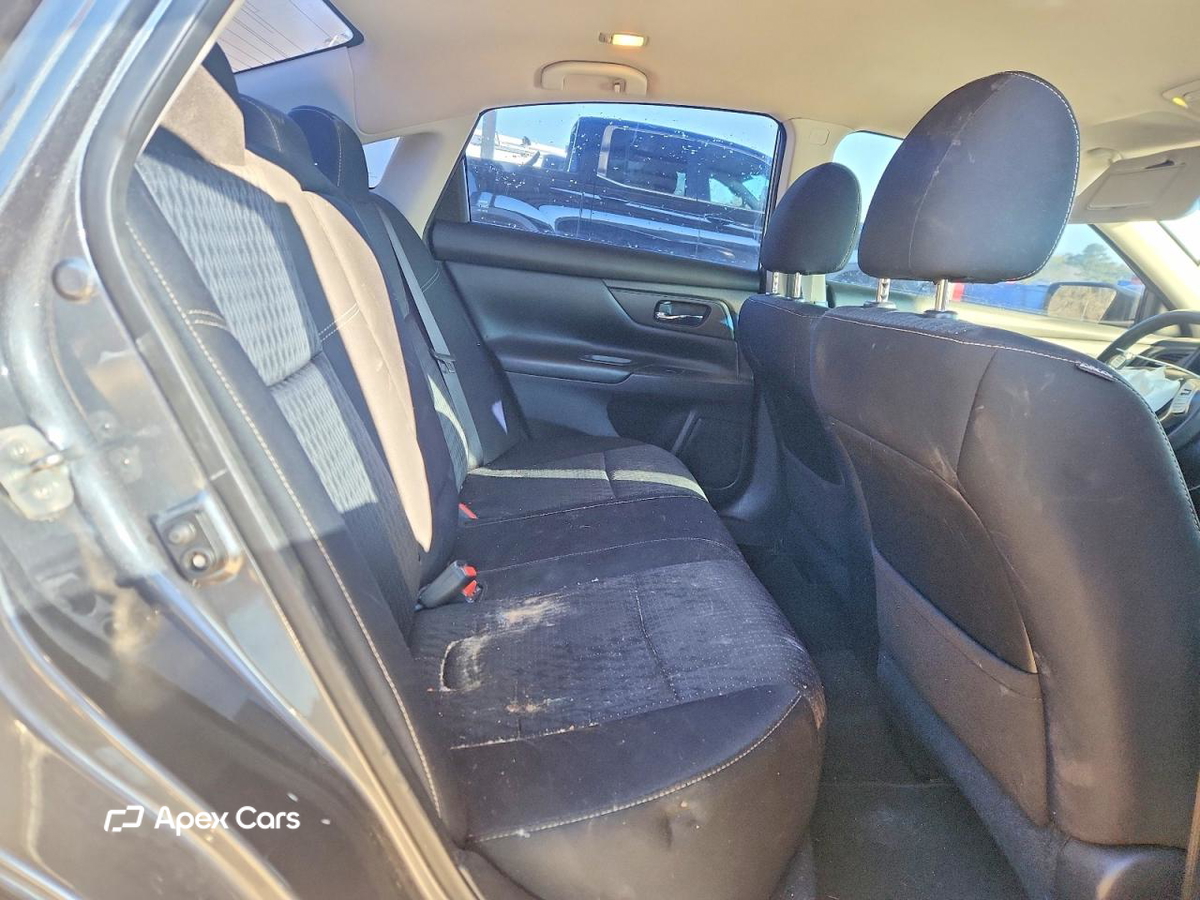 Nissan Altima 2017