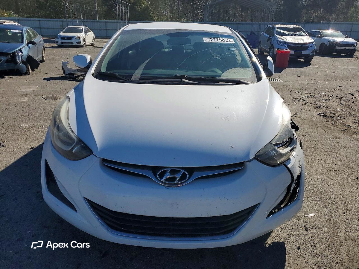 Hyundai Elantra 2016