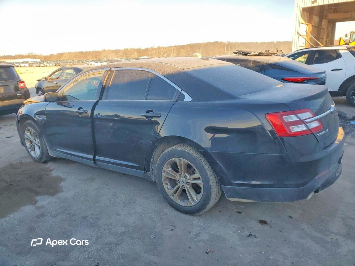 Ford Taurus 2016