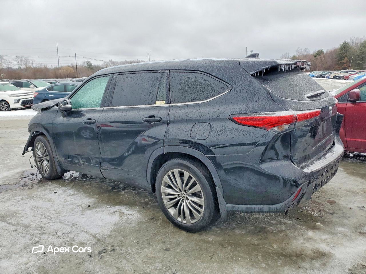 Toyota Highlander 2021
