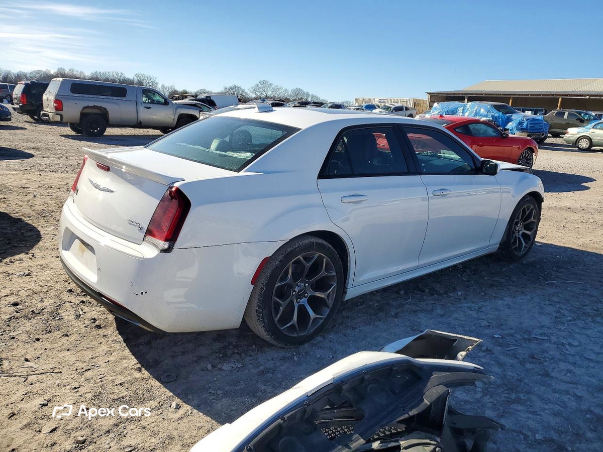 Chrysler 300 2018