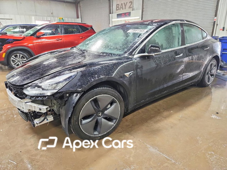 Tesla Model 3 2018 - Image 1 of 14